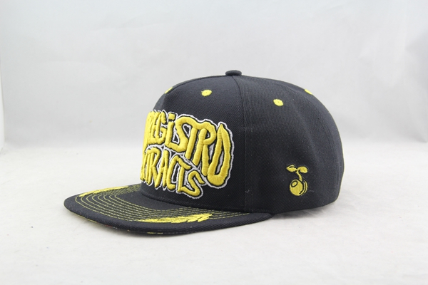 snapback cap