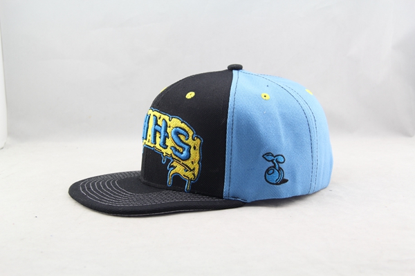 snapback cap