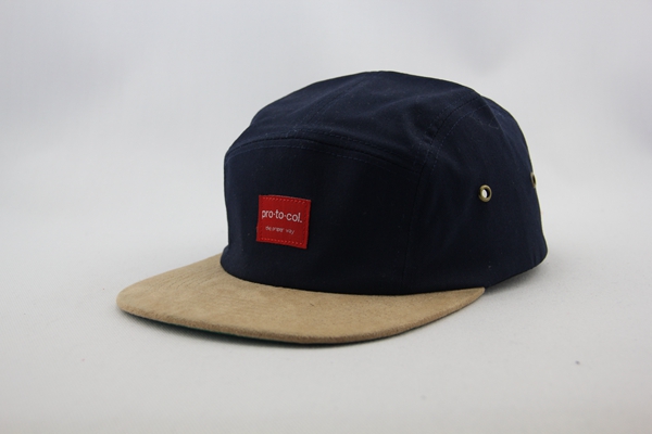 snapback cap
