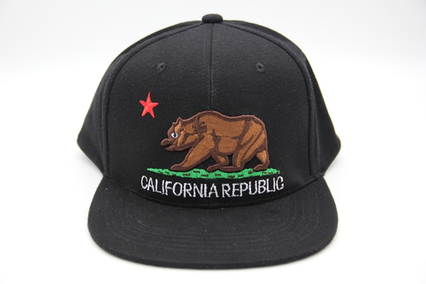 snapback cap