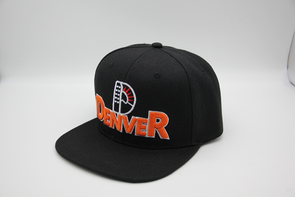 snapback cap