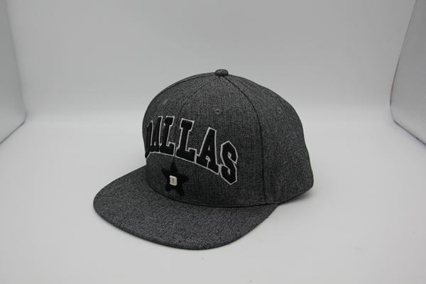 snapback cap
