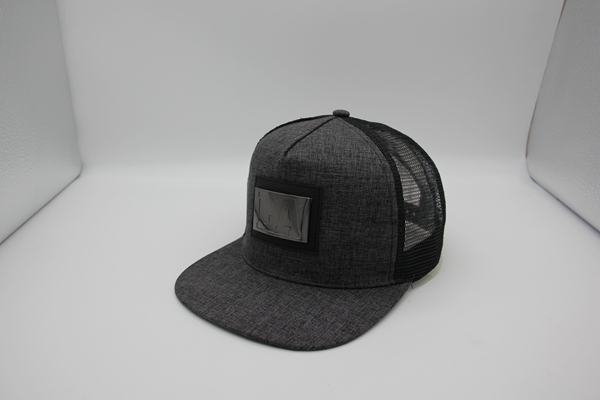 snapback cap