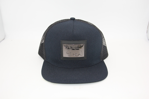 snapback cap
