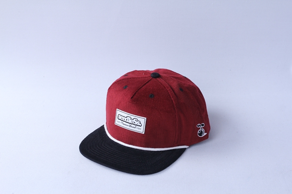 snapback cap