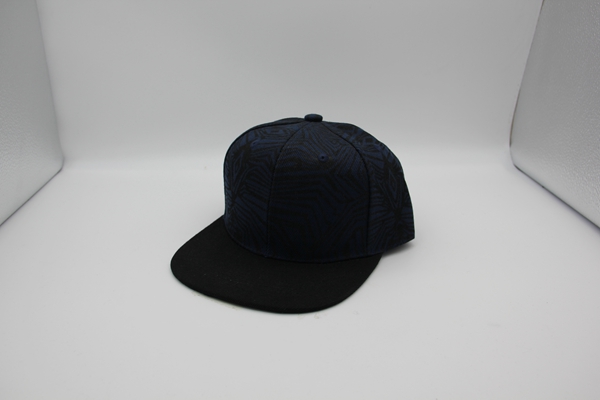 snapback cap